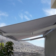 Ποια είναι η κατάλληλη εποχή για εγκατάσταση τέντας